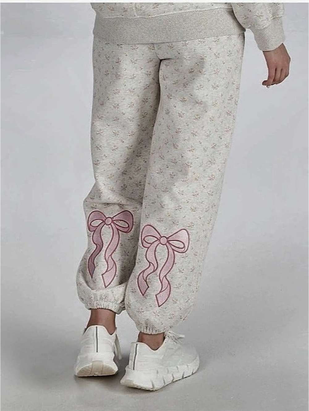 Simply Southern Alice Jogger - Pink Bow Floral Pants Gray & Pink Small